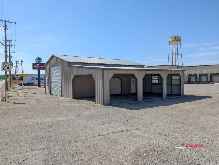 metal-garage-with-vertical-siding